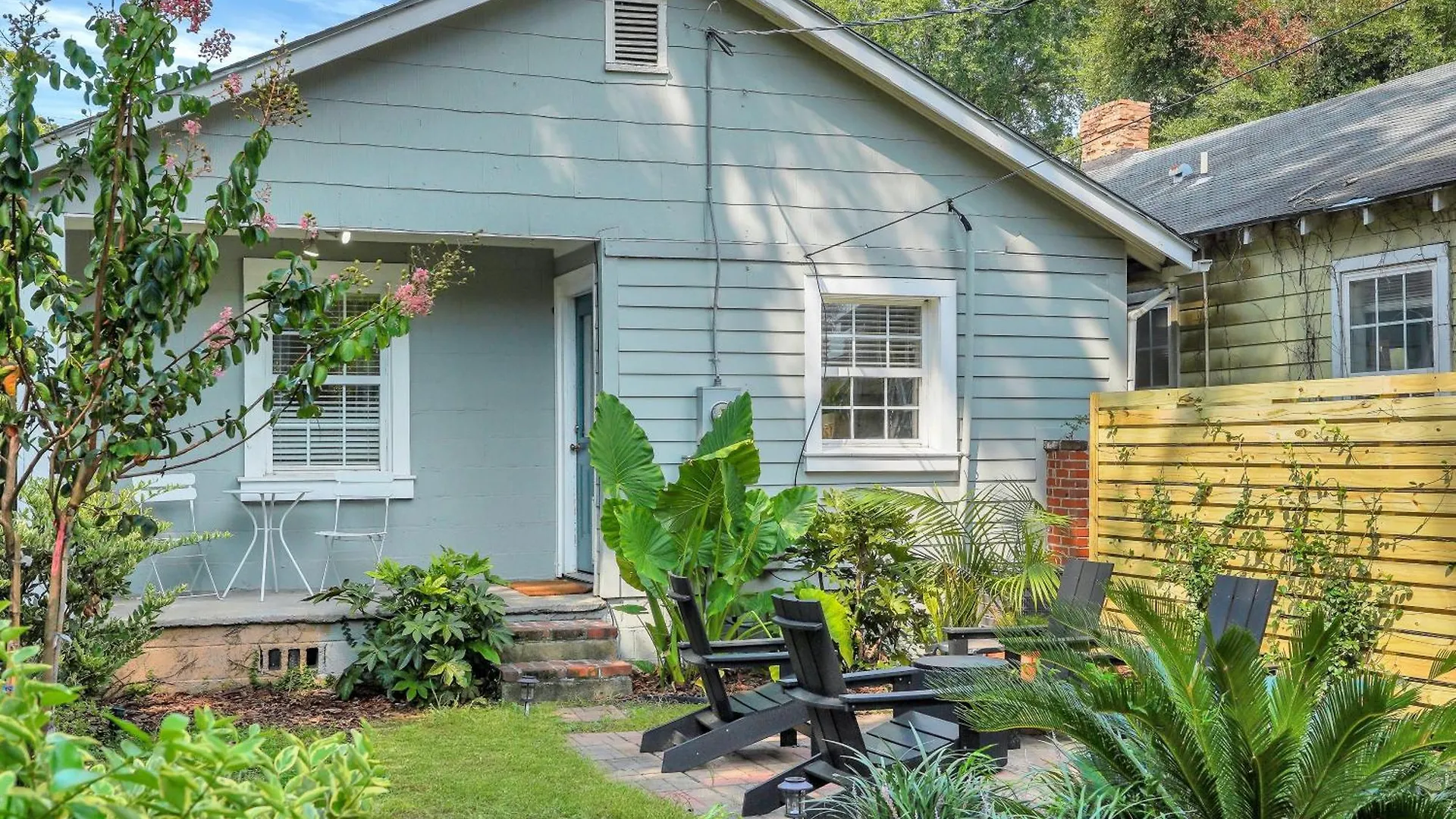 Сasa de vacaciones Charming Cottage Near Forsyth Park Heated Pool Access Walk To Restaurants Historic Sites More 1390 Savannah