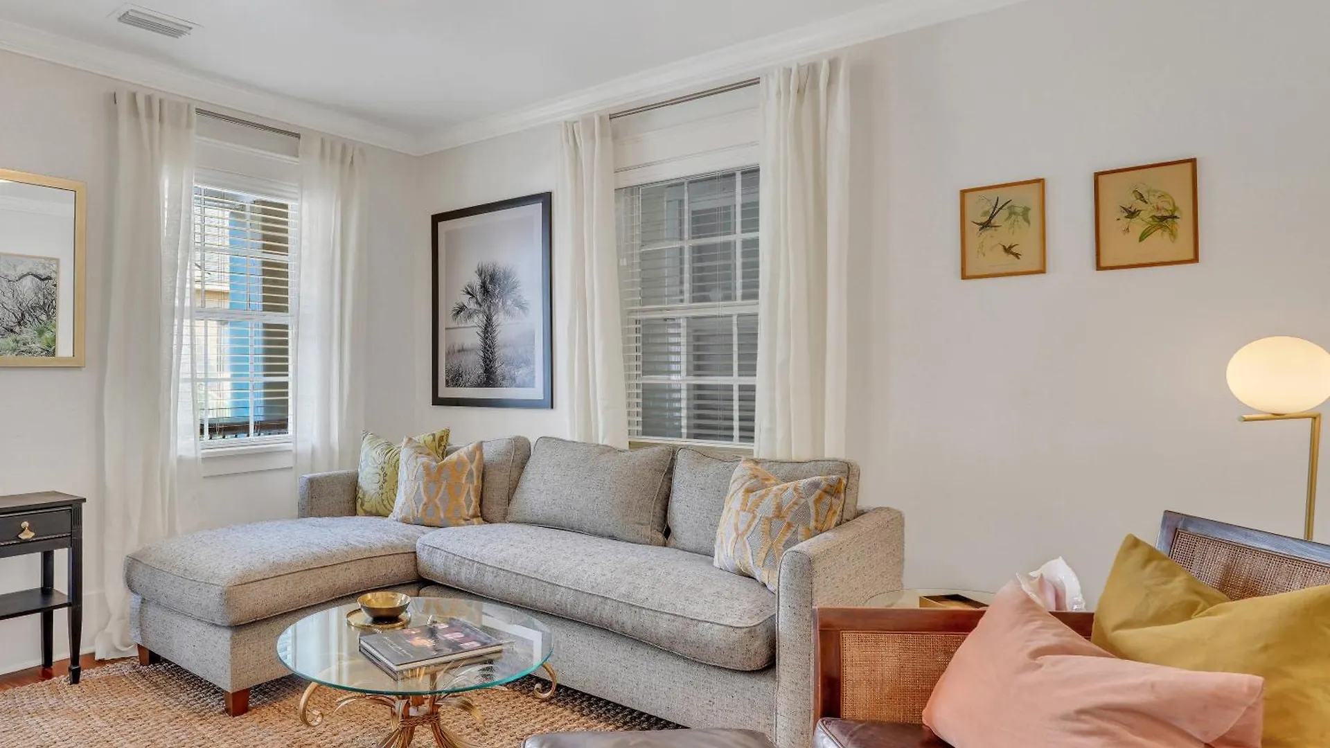 Charming Cottage Near Forsyth Park Heated Pool Access Walk To Restaurants Historic Sites More 1390 Savannah